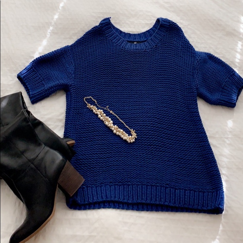 H&M.Knitted sweater. Size S